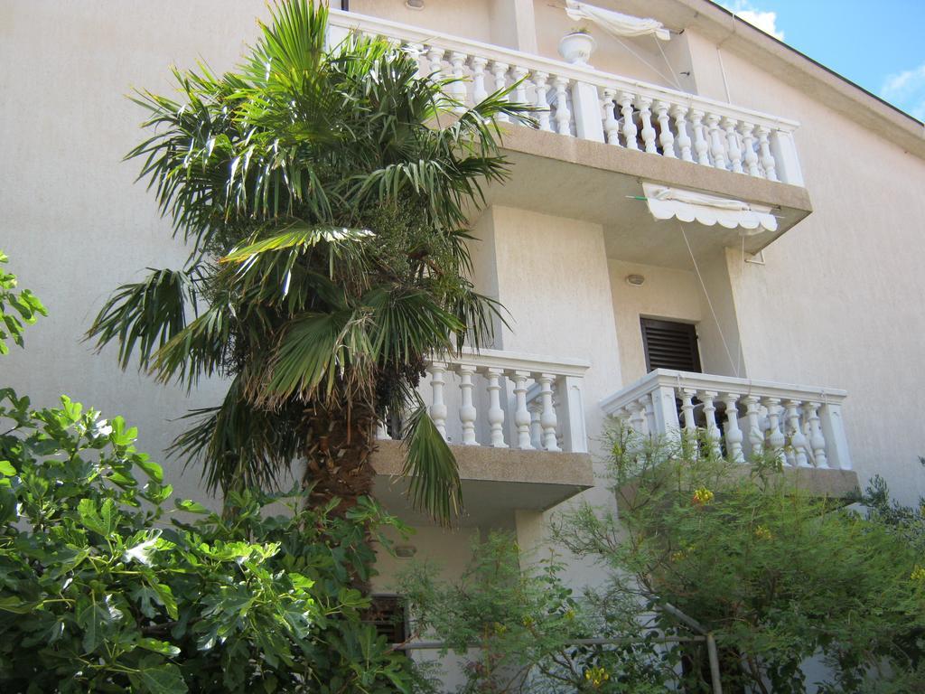 Apartments Nestor Tribalj المظهر الخارجي الصورة