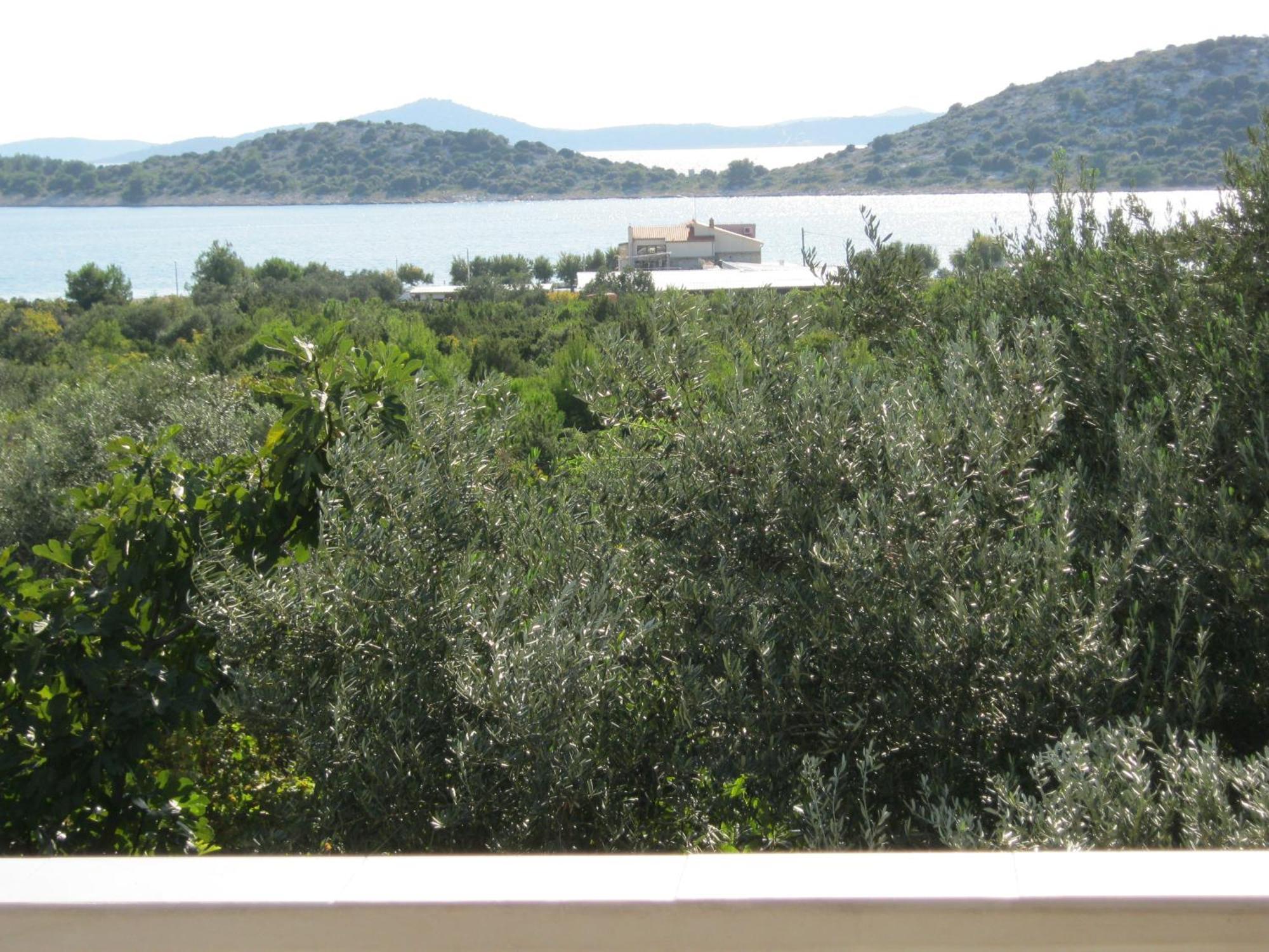 Apartments Nestor Tribalj الغرفة الصورة