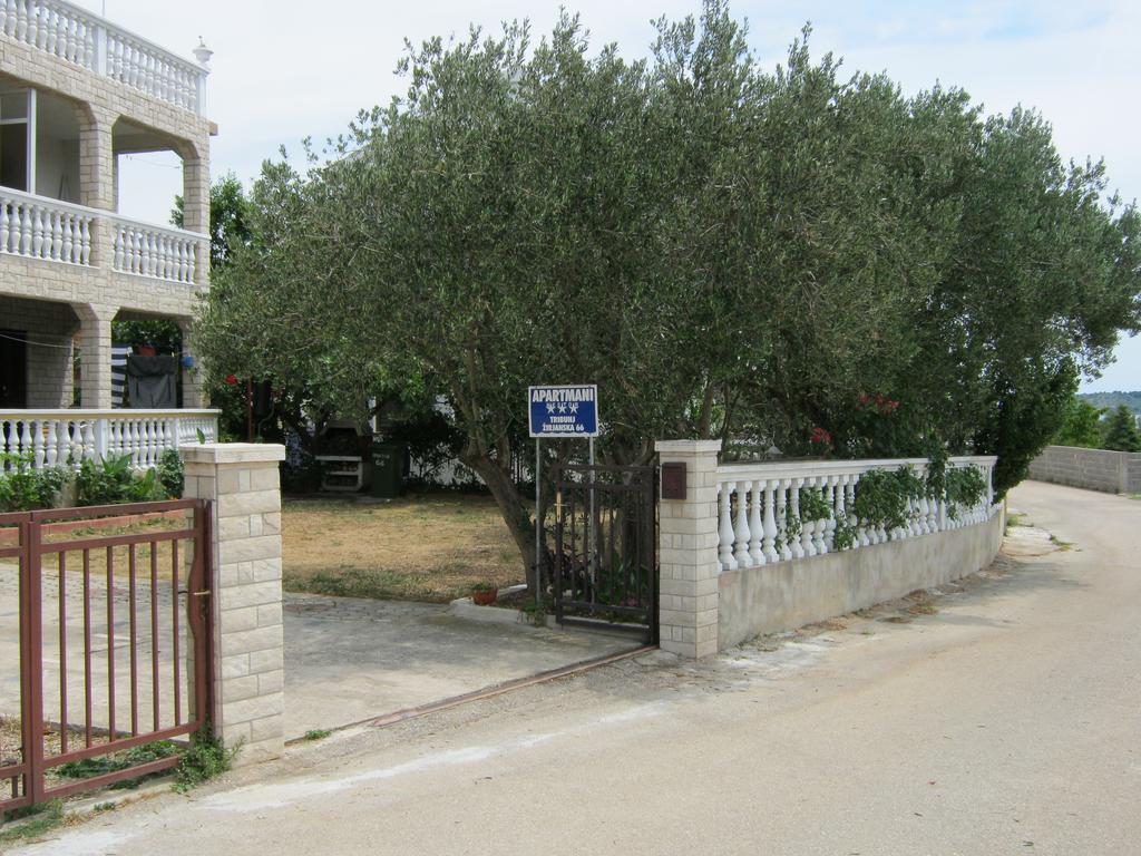 Apartments Nestor Tribalj المظهر الخارجي الصورة