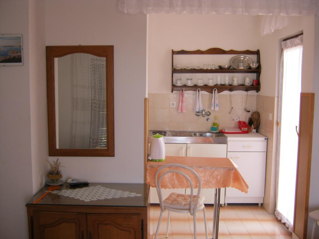 Apartments Nestor Tribalj المظهر الخارجي الصورة