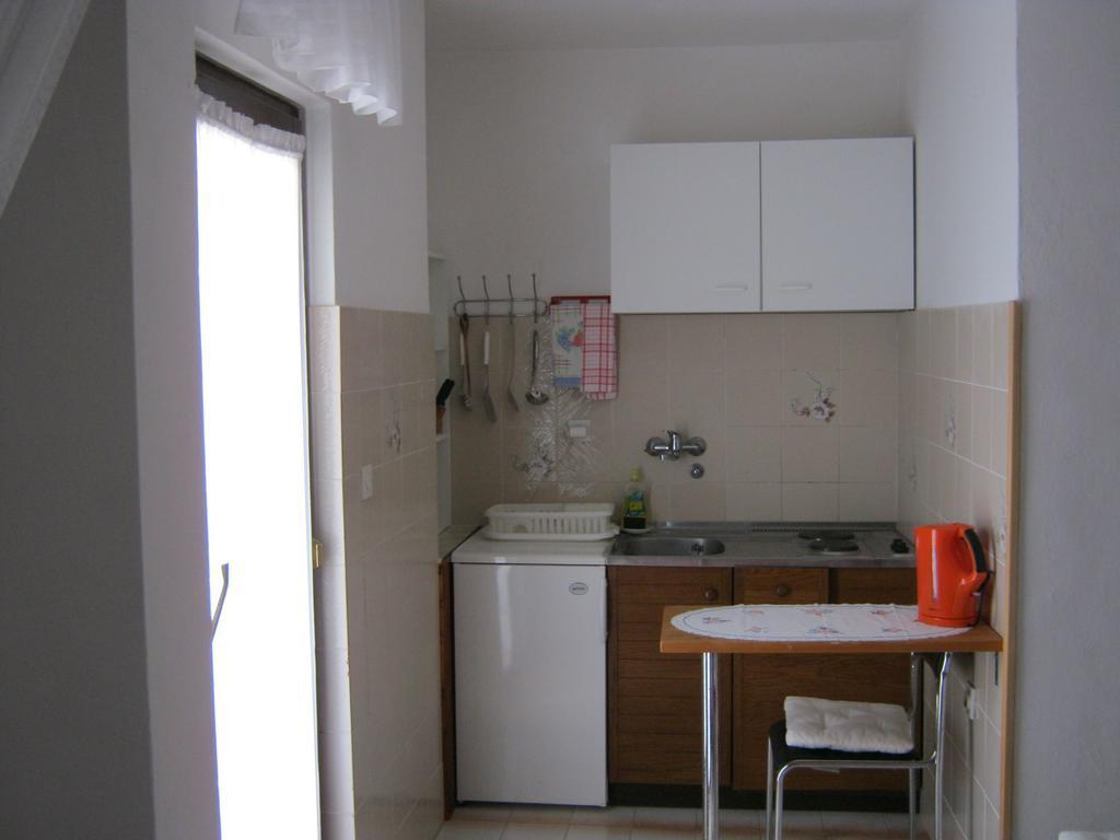 Apartments Nestor Tribalj المظهر الخارجي الصورة