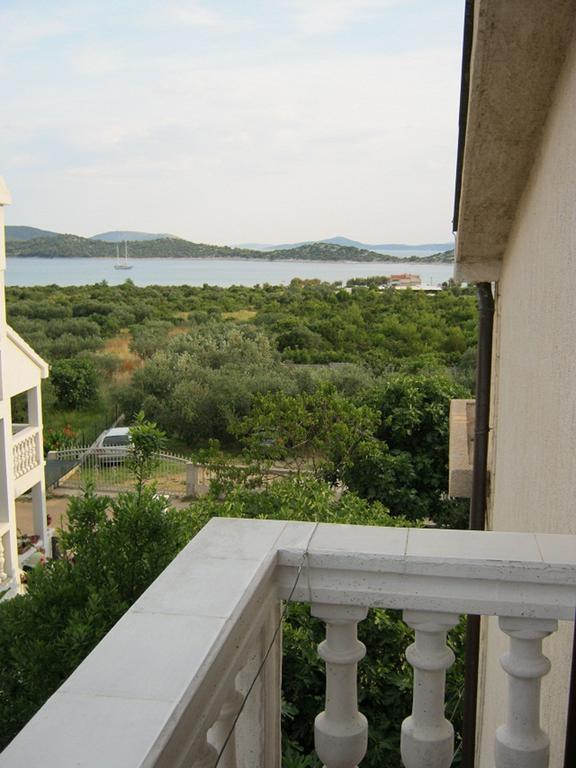 Apartments Nestor Tribalj المظهر الخارجي الصورة